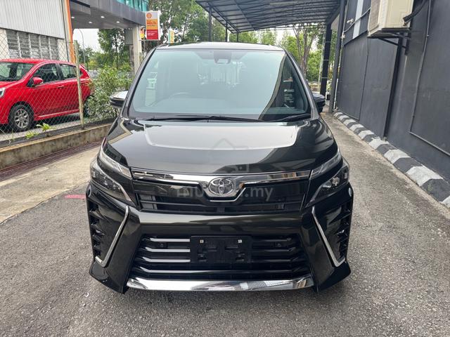 TOYOTA VOXY ZS3 2.0(a)UNREG 2021*8 SEATERS - 2