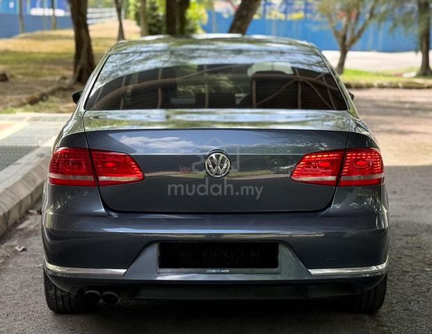 2016 Volkswagen PASSAT 1.8 TSI COMFORTLINE (CKD) - 4