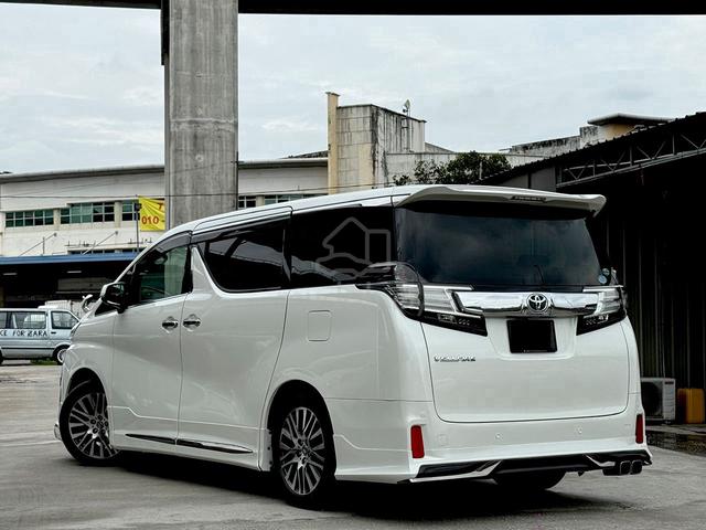 2016 2018 Toyota VELLFIRE 2.5 ZG FULL SPEC OFFER - 2
