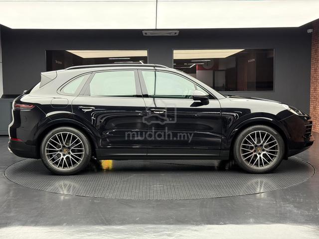 2022 Porsche CAYENNE USED LIKE NEW - 3