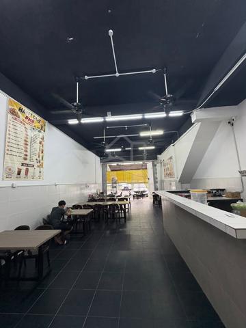 KOPITIAM BUSINESS LET GO GROUND FLOOR SHOPLOT near BATU KAWA EMART KCH 1