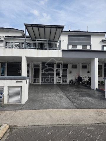 Low Deposit House In Cybersouth Kita Bayu Townhouse Klia Dengkil 1