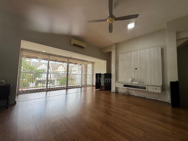 Bukit setiawangsa , 2.5sty , 4r4b , 1800sf , renovated 1