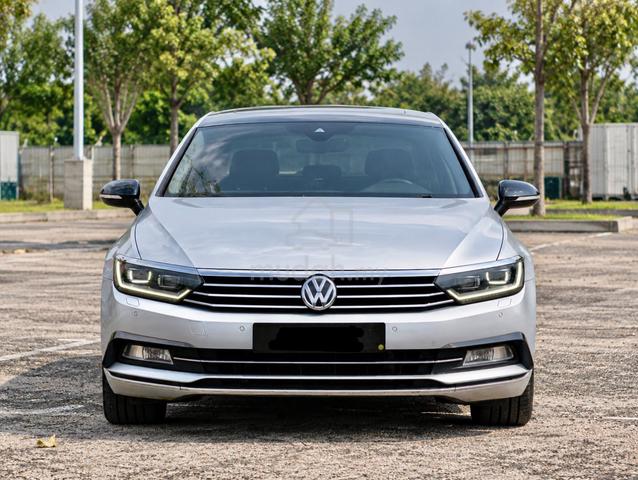 2017 Volkswagen PASSAT 2.0 HIGHLINE B8 EA888 - 1
