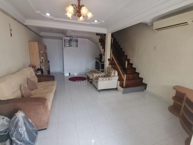 CHEAP！2 Storey Terrace Kampung Lapan Hospital AEON For Small Family🏡 1