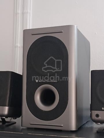 Altec Lansing 221. Compact 2.1 Bass Boost - photo 3 of 5