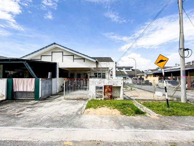 CORNER LOT🔥🔥 1 Storey Taman Sungai Pinang Pulau Indah Port Klang 1