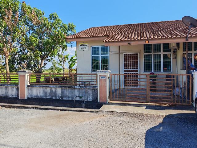 Teres 1 Tingkat Corner Lot, Taman Nuri Tokai, Pendang 1