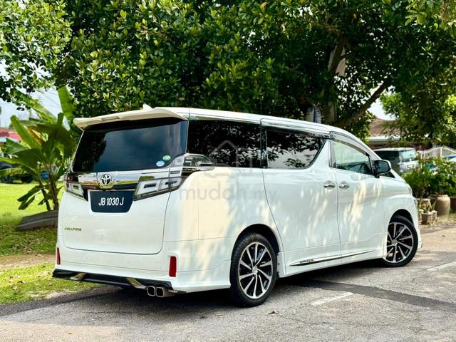 ON THE ROAD 2018 Toyota VELLFIRE 2.5 AGH30R (A) - 5