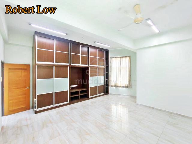 3 Storey Bungalow in Tanjung Tokong - End Lot - Freehold - Solid Build 1