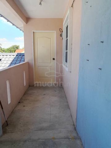 Selangor Puchong Not Furnished House For Rent 1