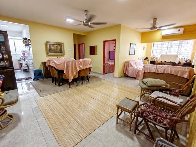 Pangsapuri Sutera Apartment (Kajang) 1