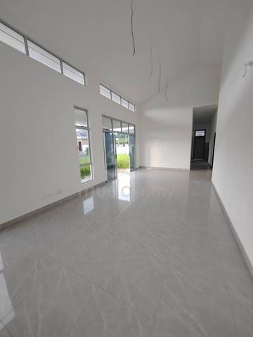 Corner Brand New 4 Room 1 Storey Teres House Iconia Garden Impian Emas 1