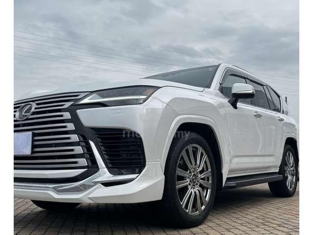 2022 Lexus LX600 EXECUTIVE BLACK INTERIOR - 3