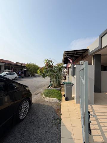 Rumah Murah Cuci Kaki Banyak Bilik Di Lukut 1