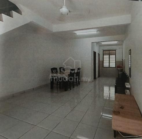 Lagenda Putra Double storey low cost house for rent 1