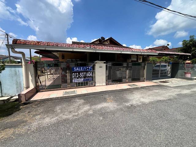 CORNER Semi-D Taman Desa Bersatu Hutan Melintang Bagan Datuk 1