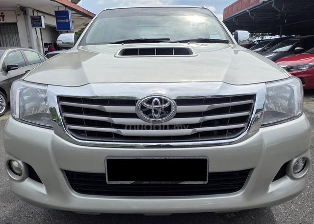 2014 Toyota HILUX DOUBLE CAB 2.5 VNT (AT) (4X4)🩶 - 2