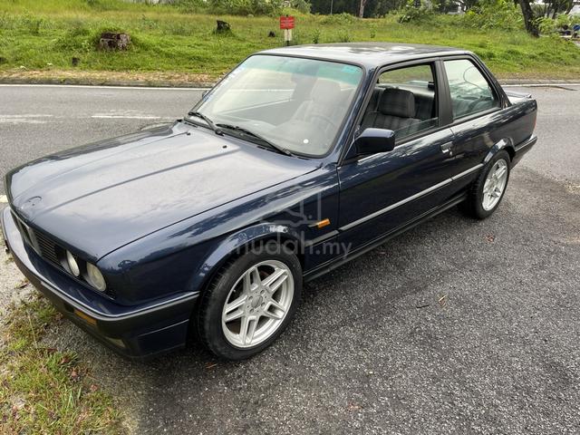 BMW 318is LHD coupe - 1990 - 1