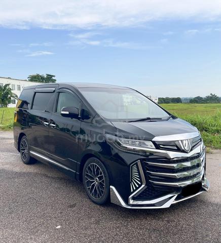 2012 Toyota ALPHARD 2.4 Fully loaded - 1