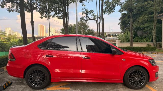 2017 Volkswagen VENTO 1.6 COMFORTLINE (A) - 2
