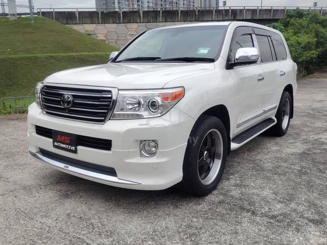 2013 Toyota LANDCRUISER 4.6 ZX (URJ202W) (A) reg18 - 2