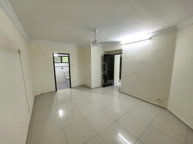 Seri Mutiara Apartments (Seri Alam) 1
