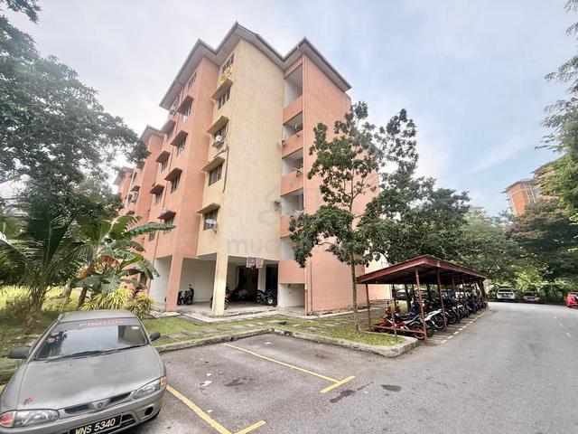 Rumah Pangsa Nilam Sari Flat 1