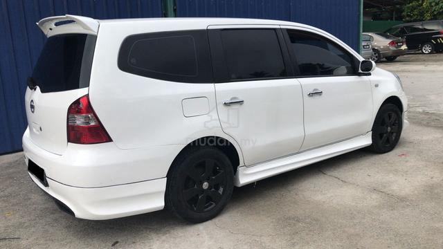 2010 Nissan GRAND LIVINA 1.8 IMPUL (loan kedai) - 4