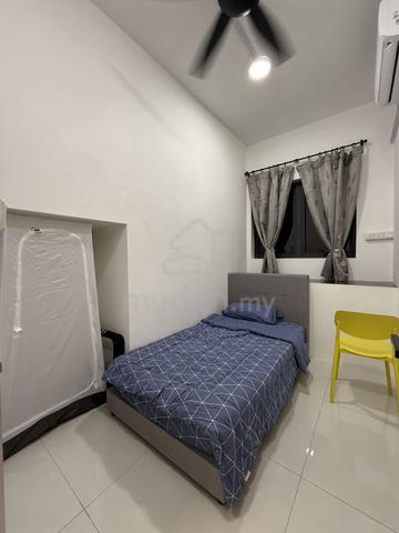 ZerꝎ DEPOSIT! NO AGENT FEES! Danga Bay - Fully Furnished Single Room 2