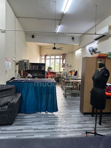 Tailor Shop for rent 1