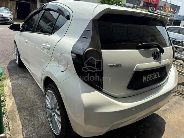 2013 Toyota PRIUS C 1.5 (HYBRID) NHP10R (A) - 5