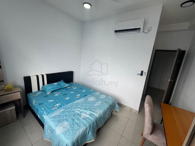 Master Room 1