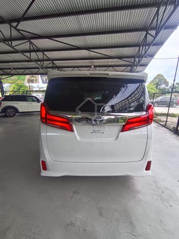 (DIM) (BSM) 2022 Toyota ALPHARD 2.5 SC (A) - 4