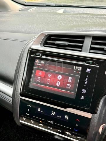 2018 Honda JAZZ 1.5 V (A) - 4
