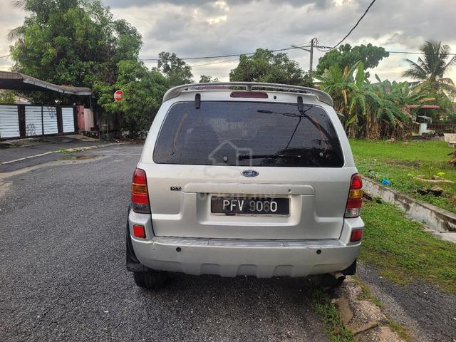 2004 Ford ESCAPE 2.0 (A) - 3