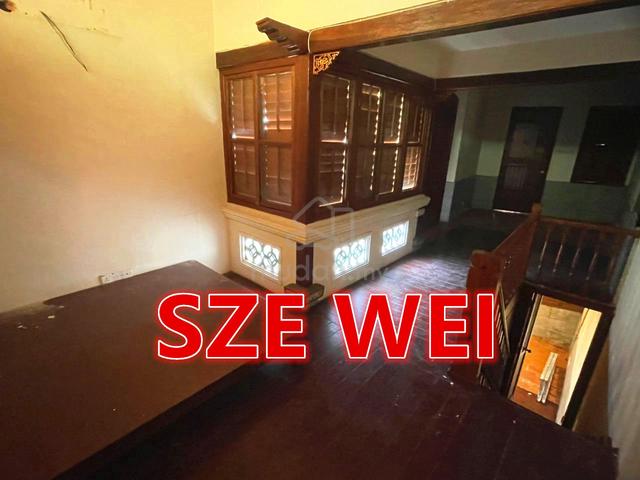 Lebuh Armenian 3 Sty Heritage 2100 Sq.ft Prime Tourist Spot Georgetown 2