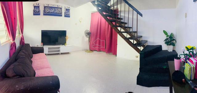 (FREEHOLD/15*55) 2 Storey Taman Universiti Indah Equine Seri Kembangan 1