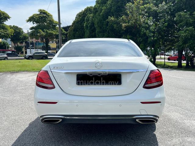 Mercedes Benz E200 2.0 AVANTGARDE BROWN LEATHER - 4