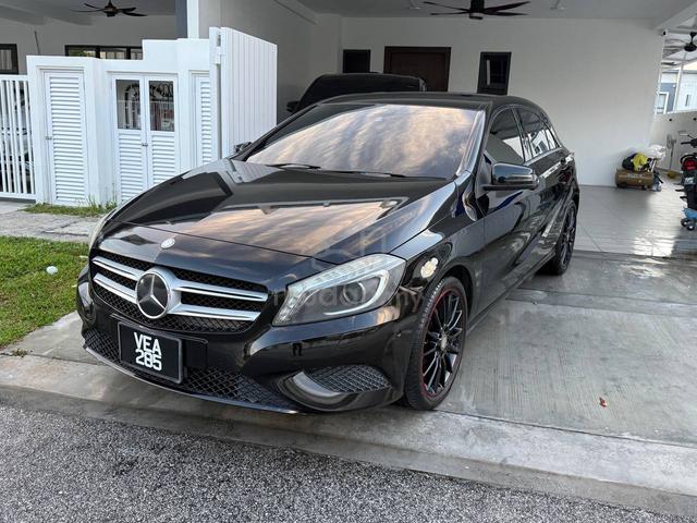 2014/2019 Mercedes-Benz A180 1.6 Turbo JAPAN SPEC - 1