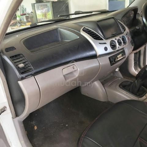 2011 Mitsubishi TRITON 2.5 LITE KA4TNJNMR - 3