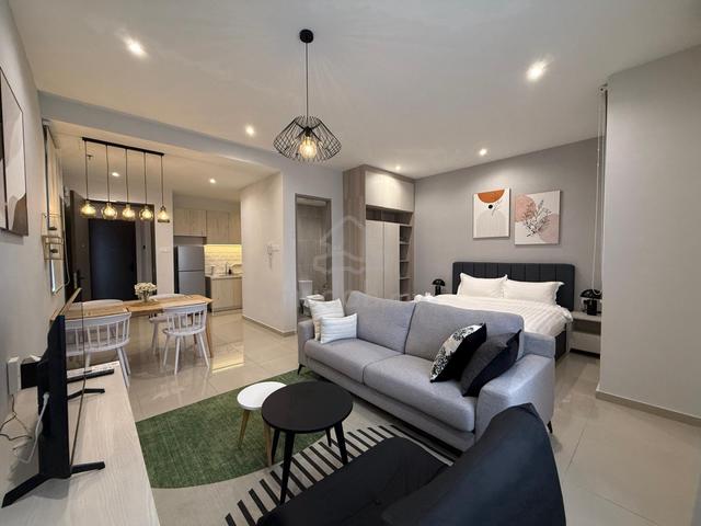 Iconic Regency 1