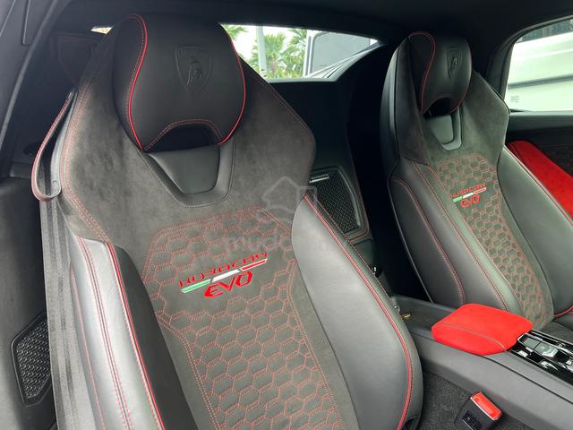 2020 Lamborghini Huracan 5.2 LP640-4 EVO Spyder - 4