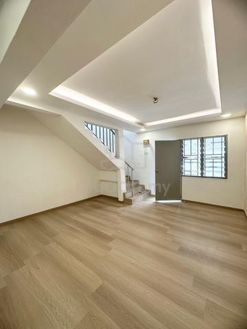 CANTIK & BARU RENOVATE - JALAN TEMBIKAI KOTA MASAI - ada cash back 5