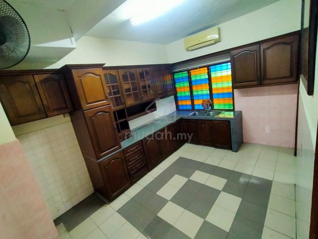 Facing open Taman Desawan Klang near LRT Klang Jaya Bukit Tinggi 2stry 1