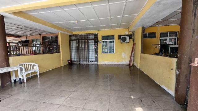 Terengganu Chukai Partially Furnished 1-Storey Terraced House For Rent 1
