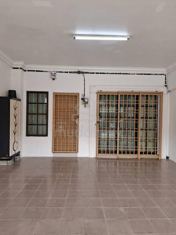 Double Storey Terrace @ Perdana College Heights, Pajam For Rent 1