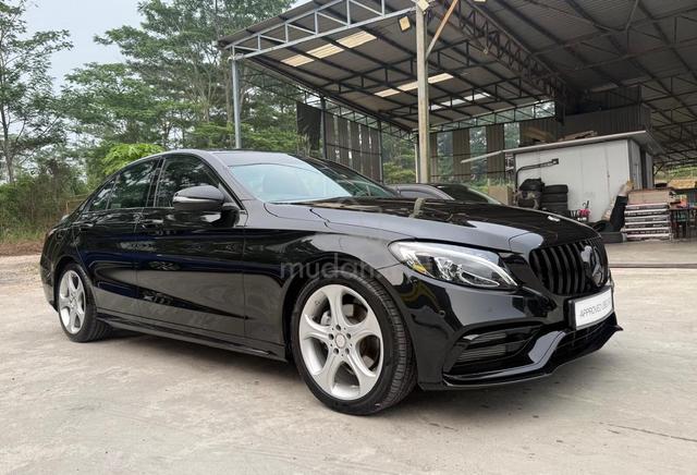 2016 Mercedes Benz W205A 2.0 C63 AMG bodykit - 2