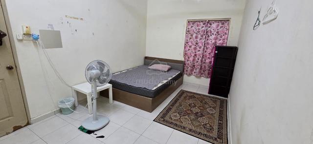 Bilik Sewa Untuk Perempuan 1