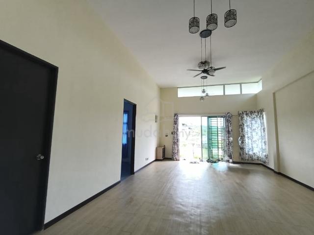 Taman Vila Vista Batu 12 1